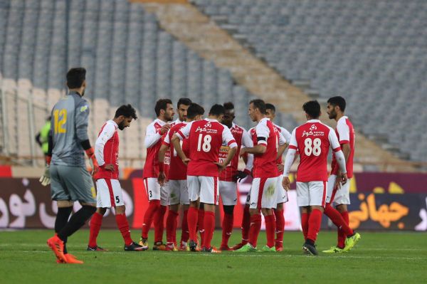  پرسپولیس با پیراهن شماره ۱۲ در آزادی