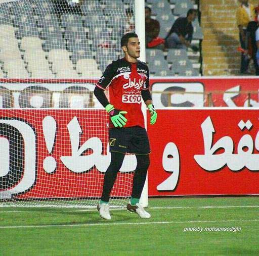  بازگشت گلر پرسپولیس به تهران به دلیل ویروس