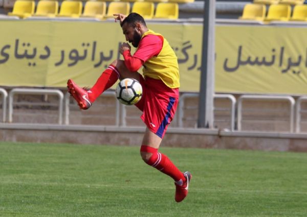  محسن ربیع‎خواه بازیکن مورد علاقه برانکو فردا و بعد از گذراندن دوران مصدومیت می تواند پرسپولیس را در دیدار جام حذفی مقابل نود ارومیه همراهی کند