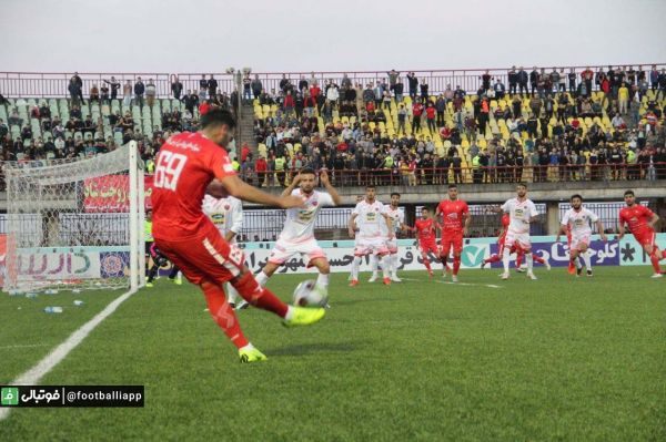  گزارش تصویری از پیکار سپیدرود رشت و پرسپولیس