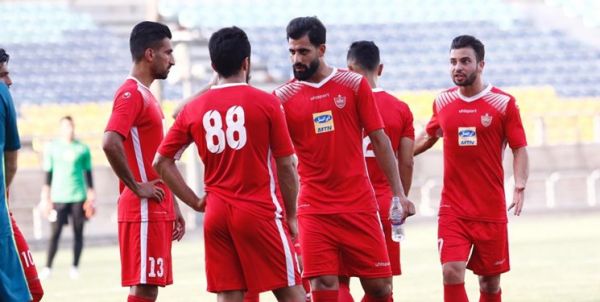  کاروان پرسپولیس فرودگاه استانبول را ترک کرد