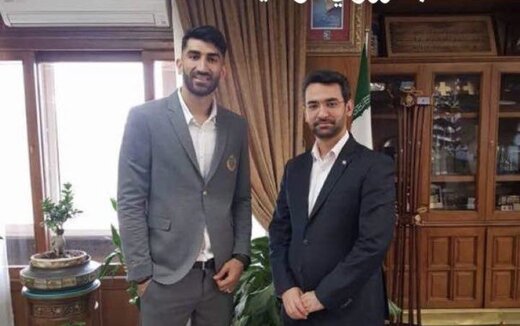  تماس آذری‌جهرمی با بیرانوند پس از بازی بحرین - ایران