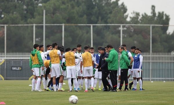  آلودگی هوا به داد تیم فوتبال امید رسید    استیلی تمام شاگردانش را به قطر می‌برد