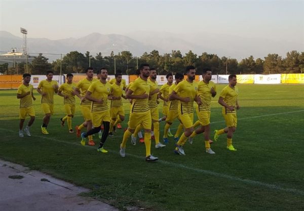  مهاجم جدید در تمرینات پارس‌جنوبی شرکت کرد  گودرزی در آستانه جدایی از جم