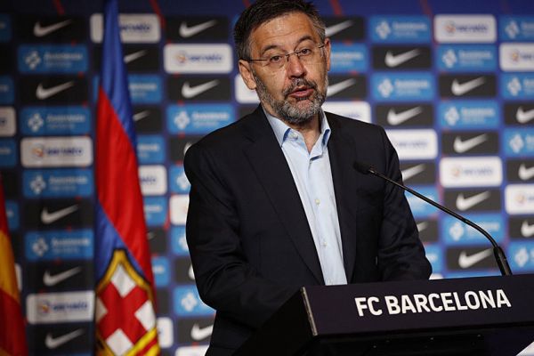  مدیر بارسلونا  مذاکرات درباره انتقال مارتینز متوقف شده است