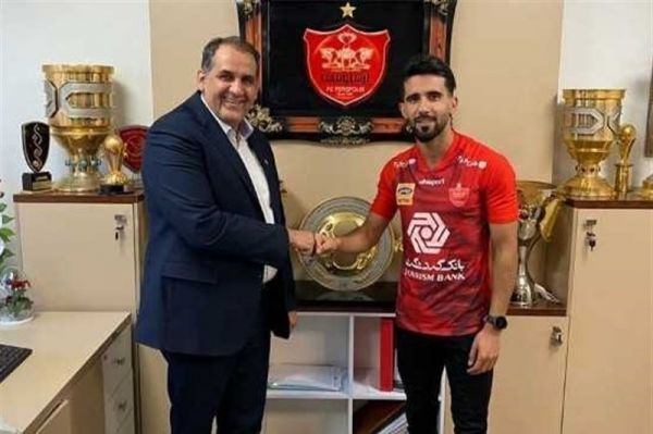  بشار رسن با پرسپولیس تمدید کرد