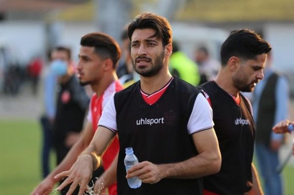  وکیل پرسپولیس  شجاع اگر می‌ماند هم نمی‌توانست برای پرسپولیس در فینال بازی کند