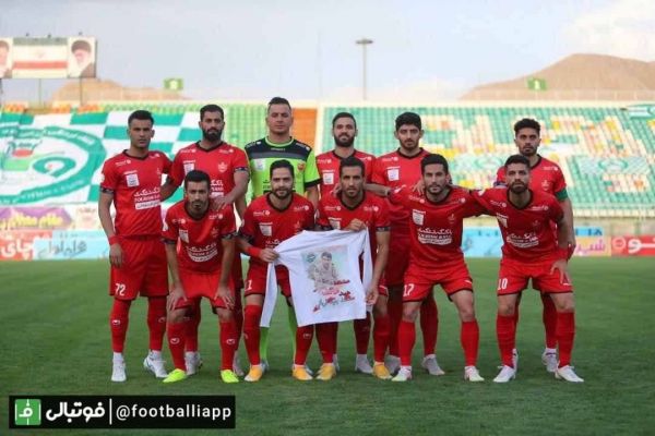  عکس نوشت  نمايش مدرن پرسپوليس در فولاد شهر