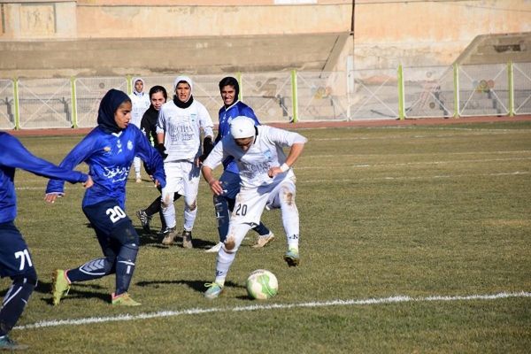  خاتون بم چهار-ملوان بندرانزلی صفر  وسواس خاتون به پیروزی های پرگل