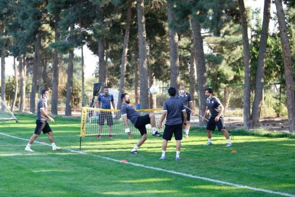  میلاد باقری از تمرینات گل گهر کنار گذاشته شد