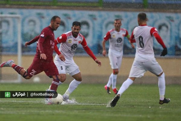  چمن مصنوعی مشکل بزرگ نساجی در فصل نقل و انتقالات