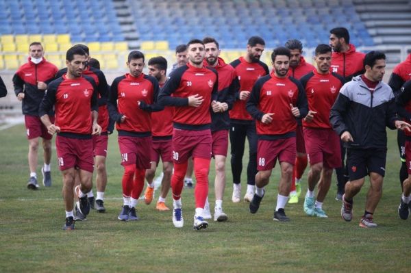  سوال روز  آیا بازیکنان پرسپولیس حق فسخ قرارداد دارند