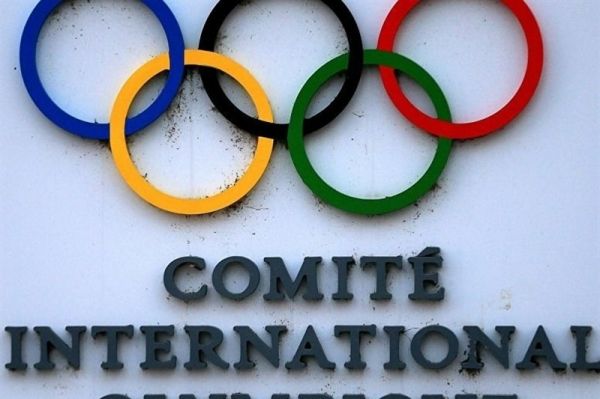  فدراسیون جهانی والیبال رودرروی IOC