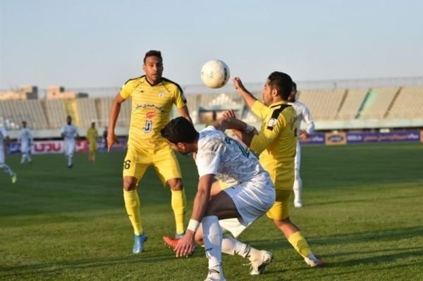  ورزشگاه امام رضا  ع  میزبان دیدار فجر سپاسی - آلومینیوم شد