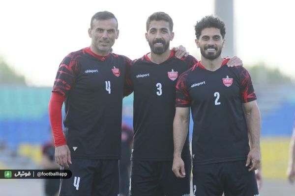  مدافع پرسپولیس ۳ هفته خانه‌نشین شد