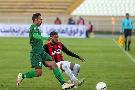  مدافع ذوب آهن از بازی پرسپولیس محروم است