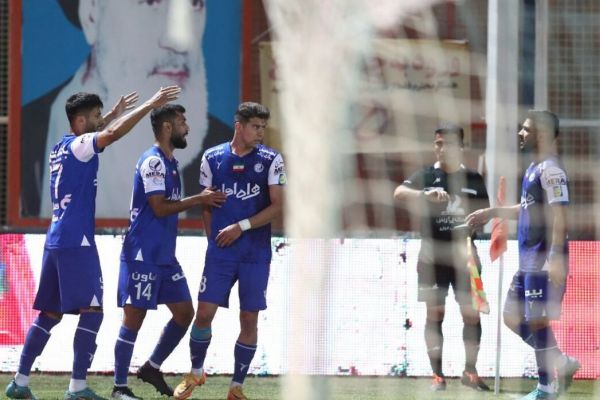  کادوی پسران ساپینتو به سرخ‌ها  استقلال پرسپولیس را رکورددار کرد