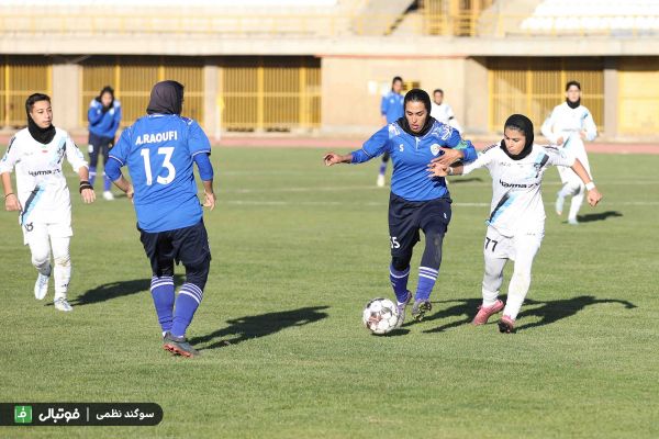  گزارش تصویری اختصاصی  دیدار تیمهای فوتبال بانوان نماینده البرز و پیکان