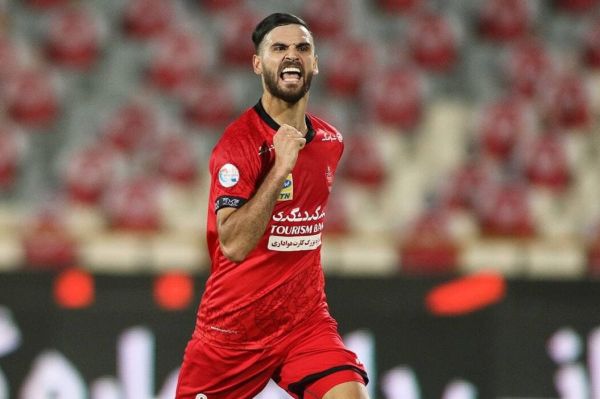  جشن تولد احمد نوراللهی در اردوی پرسپولیس  عکس