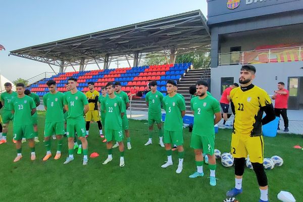  گزارش تصویری  تمرین تیم ملی جوانان ایران در آکادمی بارسلونا