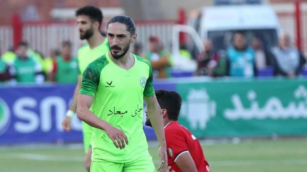  ابهام بزرگ در مورد مدافع ذوب‌آهن؛ چابرادزه با پرسپولیس قرارداد بست و رونمایی نشد