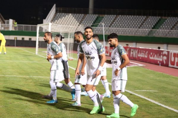  محمد قریشی در نقش منجنیق ذوب‌آهن؛ کار پرسپولیس سخت شد