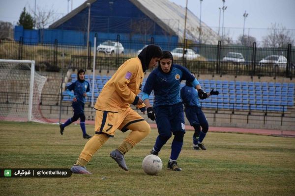  گزارش تصویری اختصاصی  خاتون بم چهار - پالایش گاز ایلام یک  لیگ برتر فوتبال زنان