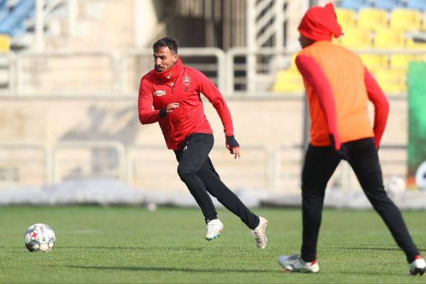  تارتار به دنبال جذب وینگر پرسپولیس