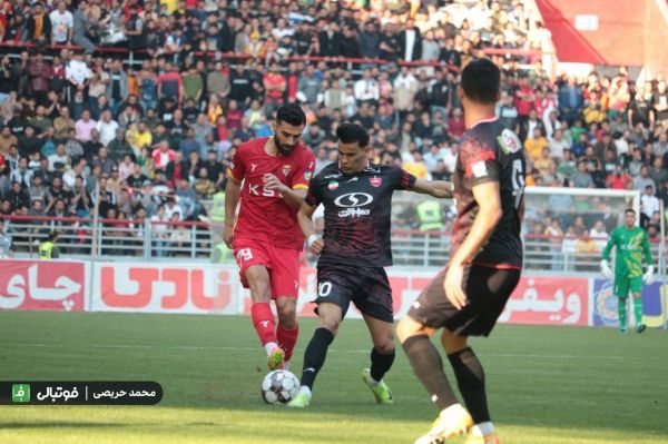  رفتار متفاوت؛ پرسپولیسی‌ها نعمتی و اسدبیگی را تشویق کردند