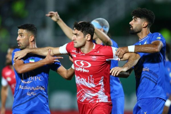  مخالفت پرسپولیس با تعویق دربی