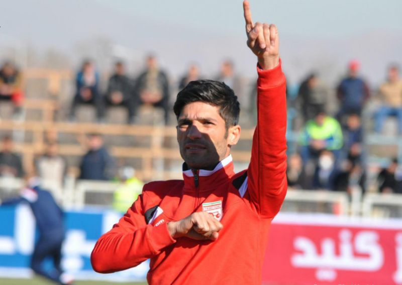 هافبک تراکتور به پرسپولیس می‎رسد