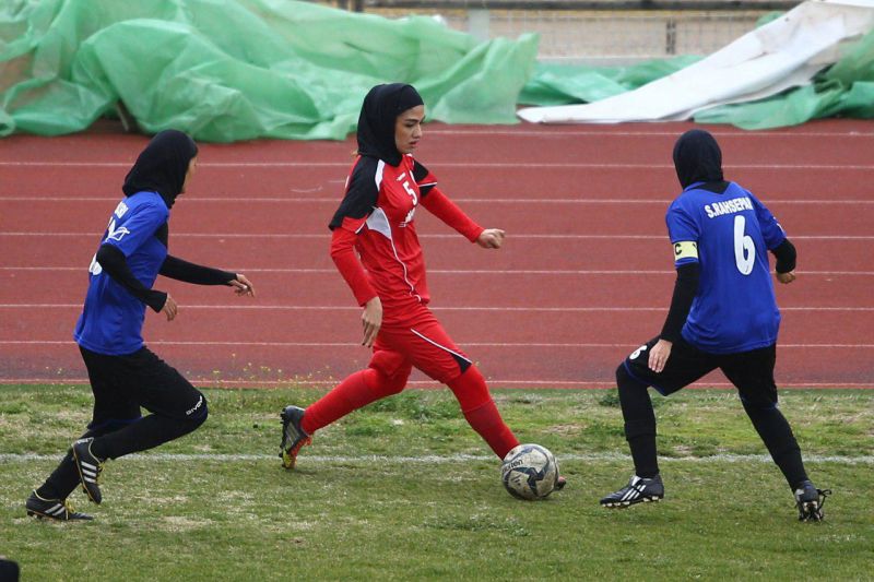 ال‌کلاسیکوی فوتبال بانوان؛ فردا در بم