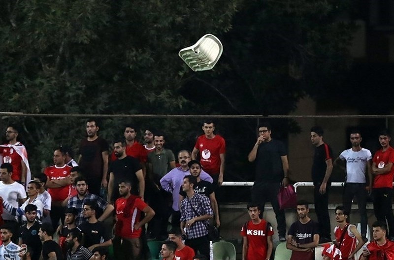 ضرب و شتم خبرنگاران توسط لیدرهای سپیدرود!