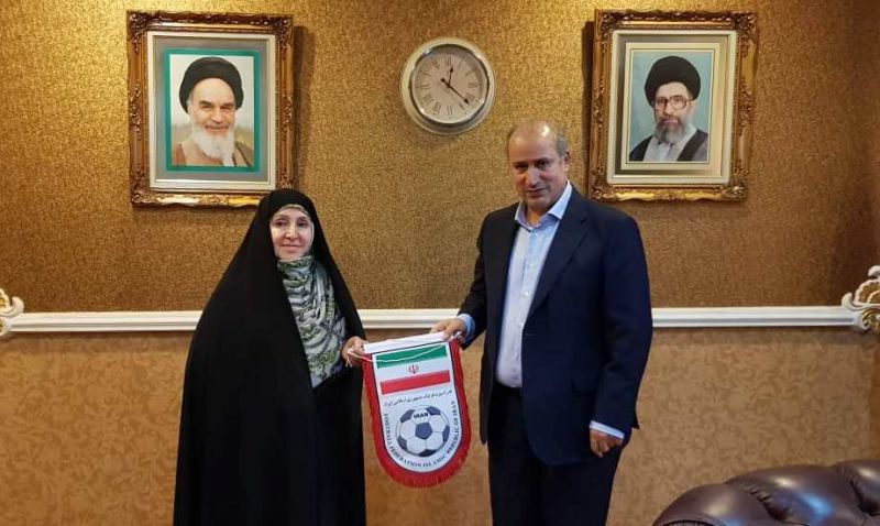 دیدار تاج با سفیر ایران در مالزی/ هماهنگی برای انتقال وجوه ایران از AFC به حساب‌های فدراسیون