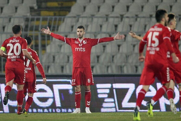 مهاجم اروپایی بیش از ۷۰۰ هزار یورو برای پرسپولیس آب می‌خورد!