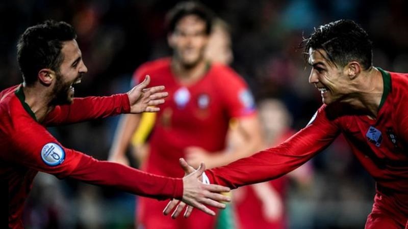 پرتغال 6 – لیتوانی صفر: رونالدو به 98 گل ملی رسید!