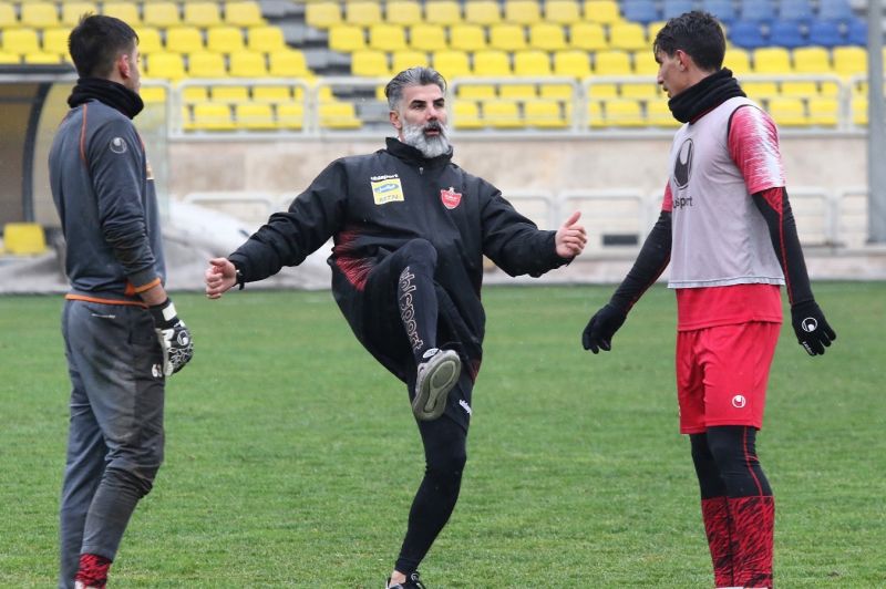 نظر فنایی درباره بردهای اقتصادی پرسپولیس