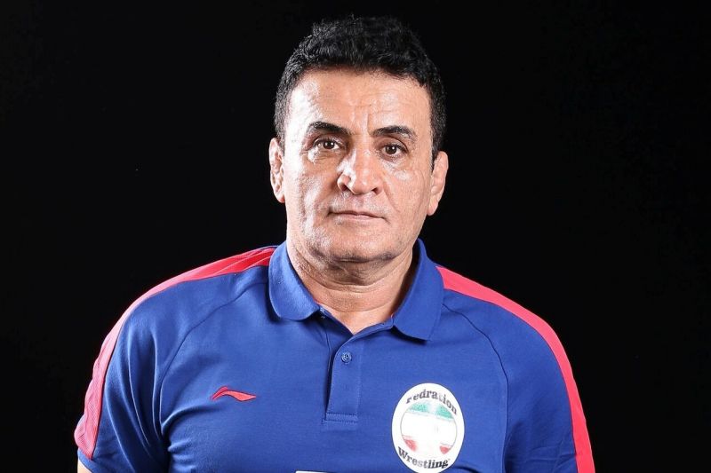 محمد بنا استعفا کرد