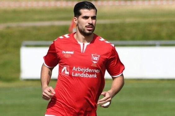 حضور عزت اللهی در ترکیب وایله در هفته هشتم لیگ دانمارک