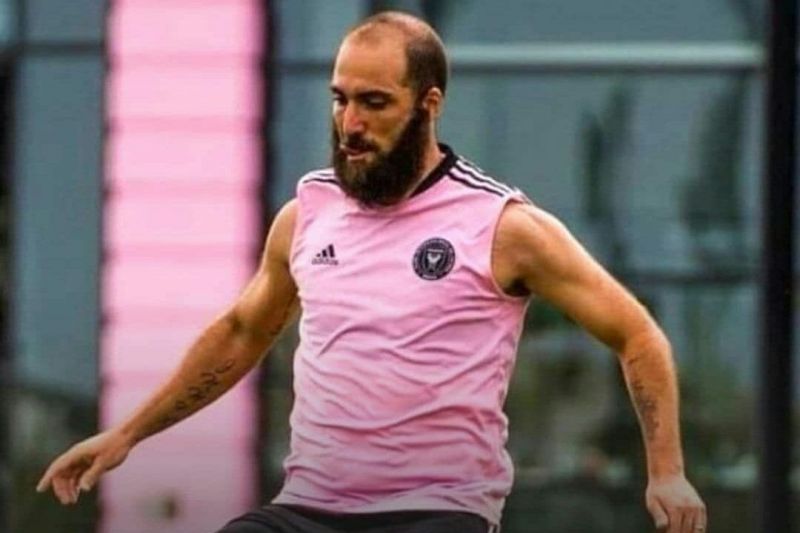 عکس؛ ظاهر عجیب و متفاوت هیگواین در لیگ آمریکا