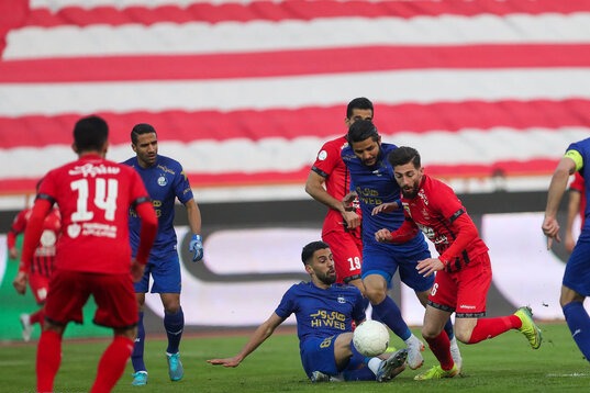 سپاهان راه دیدار با استقلال را نشان داد/ پرسپولیس با تغییر اساسی