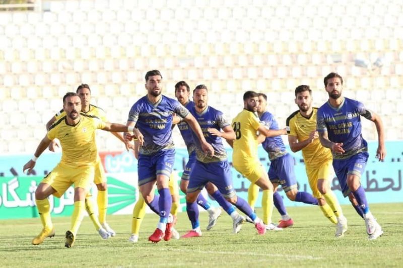 علیزاده: فشار شایعات را از دوش گل‌گهر بردارید/ لطفا همه قراردادهای لیگ را منتشر کنید