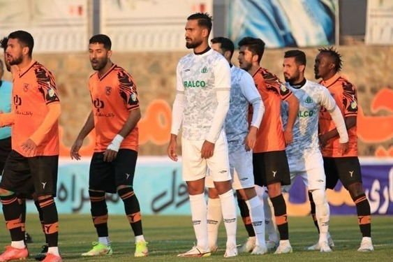 محمدزاده: شایسته صعود بودیم/ دوست دارم به استقلال یا پرسپولیس بخوریم