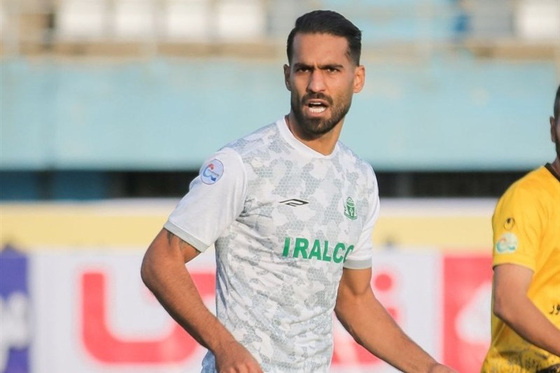 محمدزاده: موقعیت‌های‌مان را هدر دادیم و پرسپولیس برنده شد/ از هفته آینده با قدرت به لیگ برمی‌گردیم