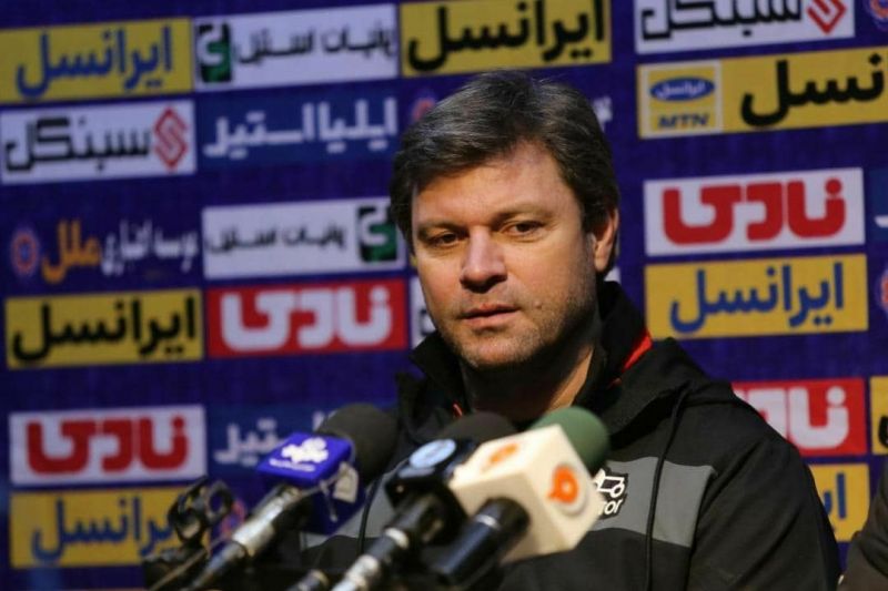 خطیر: ساغلام فصل آینده هم سرمربی تراکتور است
