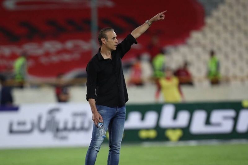 جلسه 3 نفره در ساختمان باشگاه پرسپولیس