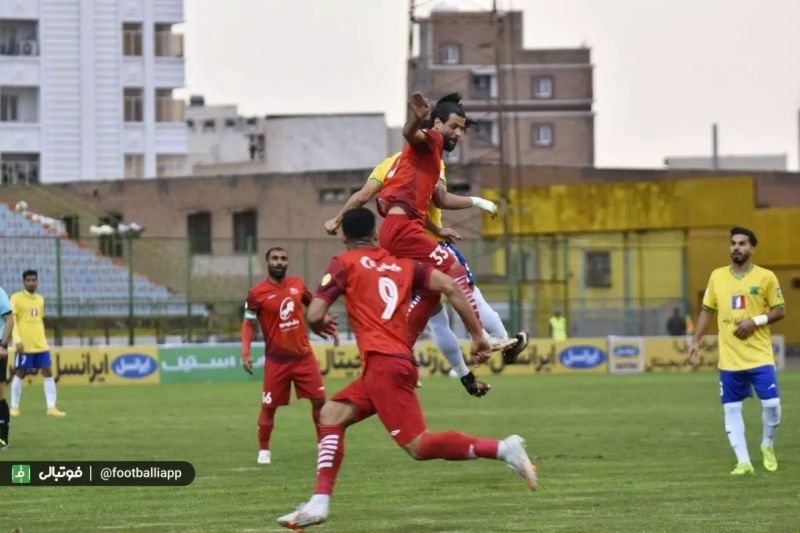 صنعت نفت آبادان - تراکتور؛ گربه سیاه علیه اولین دبل فصل