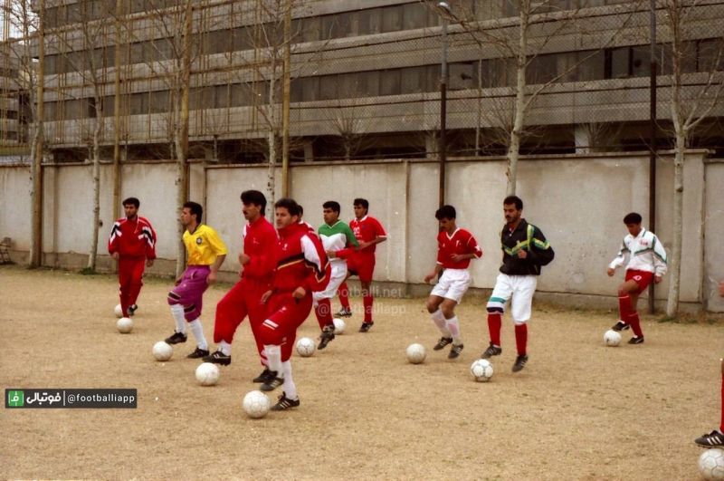 نوستالژی فوتبالی/ تمرینات پرسپولیس استانکو در زمین راه آهن شهرک اکباتان در سال ۷۴