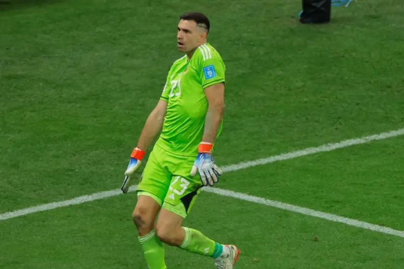 دلیل حرکات موزون عجیب دروازه‌بان آرژانتین در فینال جام جهانی