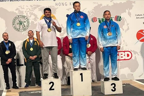 کسب دو مدال نقره توسط مردان ایران در مسابقات پاورلیفتینگ و پرس سینه بین قاره ای